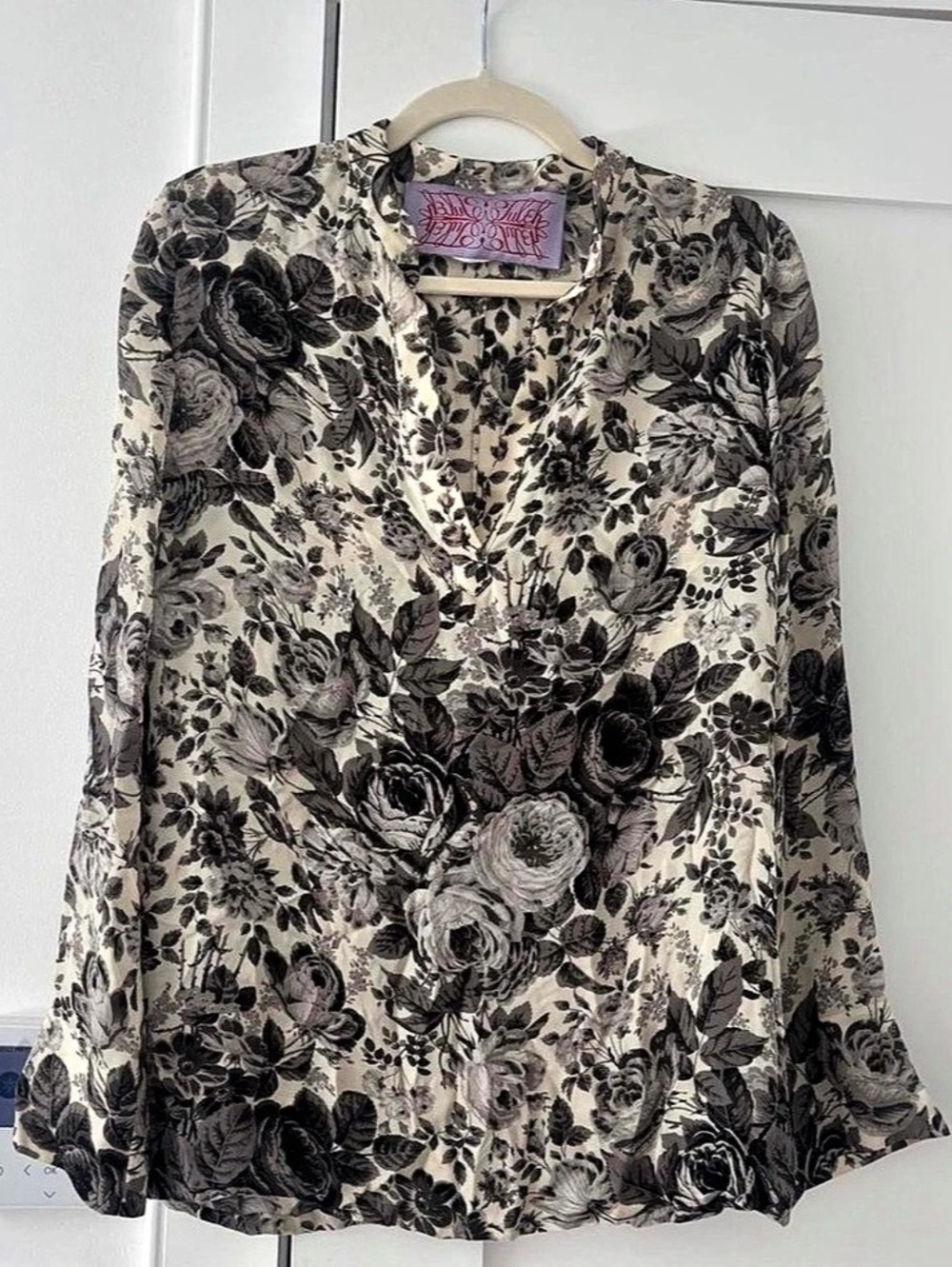 Vintage Juleh Floral Blouse in Gray & Cream Like New
